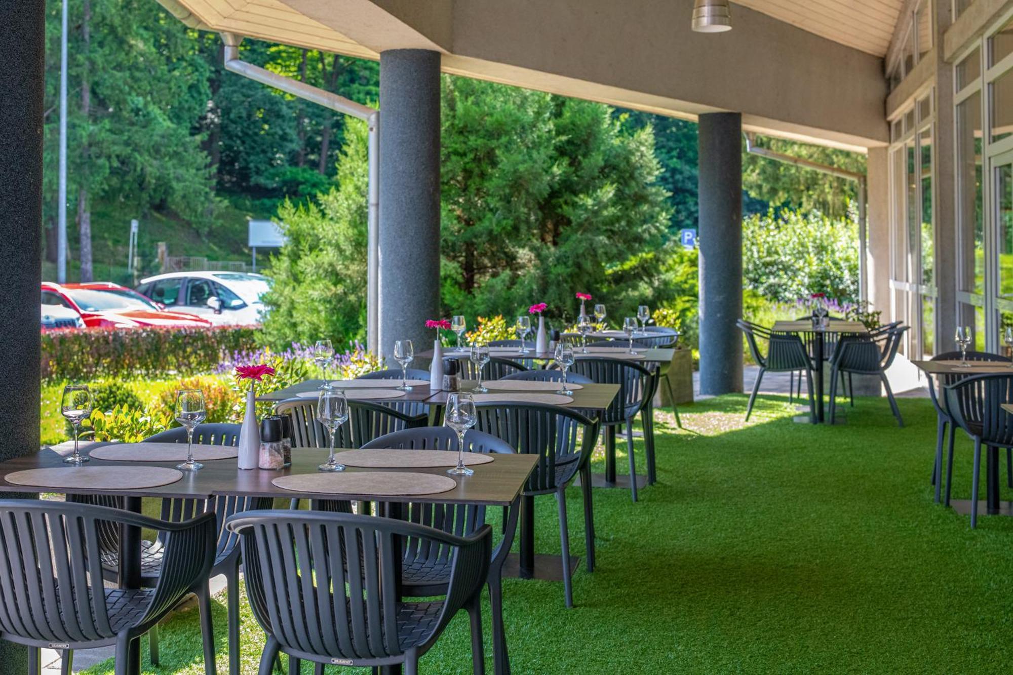 Ambient & Thermal Hotel 4*